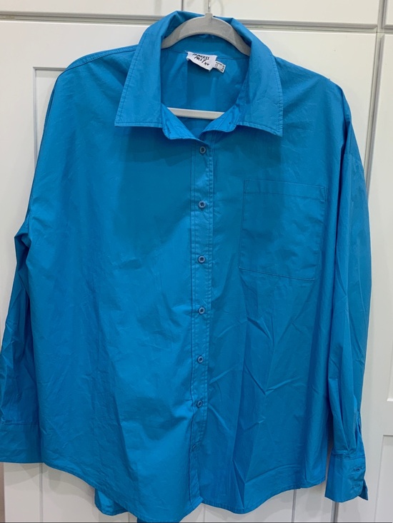 Princess Polly Tops - Princess Polly Teal Blue Women’s Button-Up Shirt